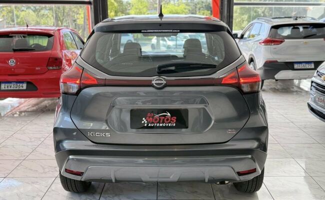 Nissan Kicks