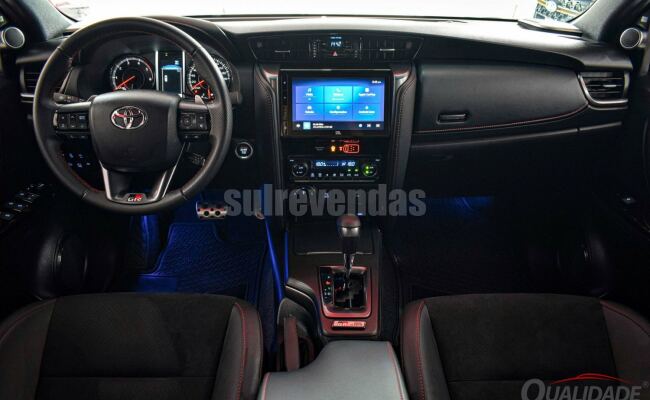 Toyota Hilux sw4