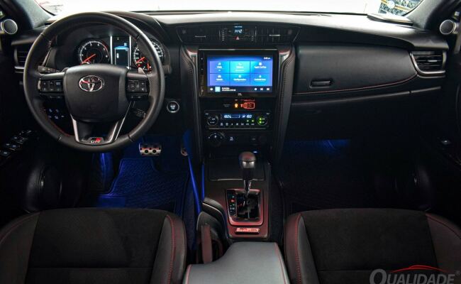 Toyota Hilux sw4