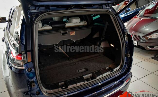 Jeep Commander