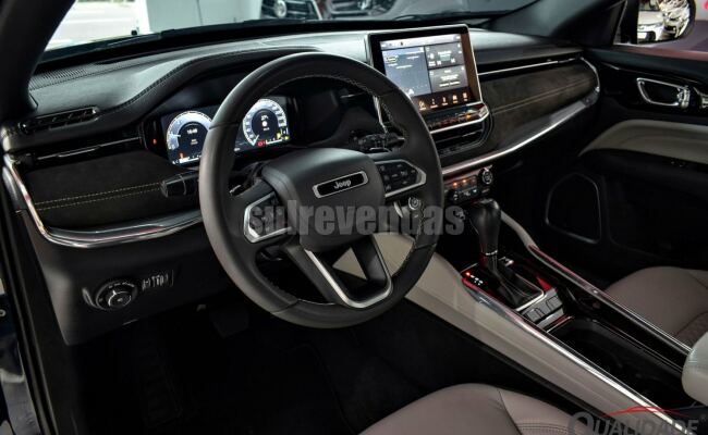 Jeep Commander