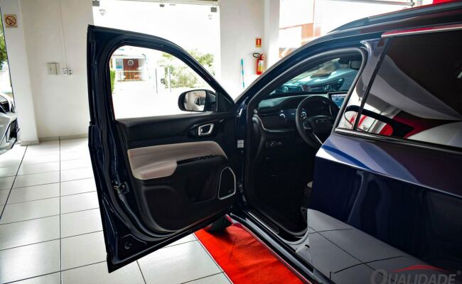 Jeep Commander