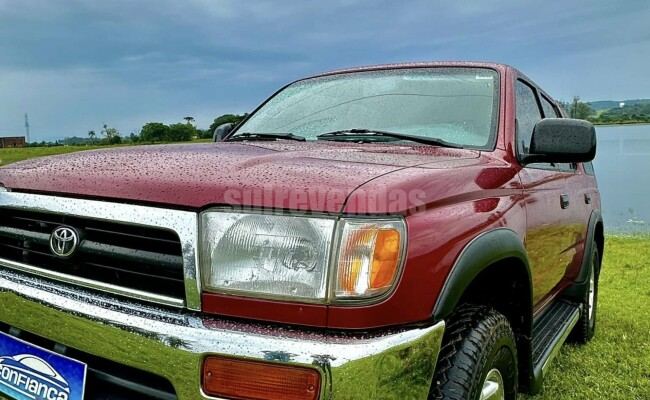 Toyota Hilux sw4