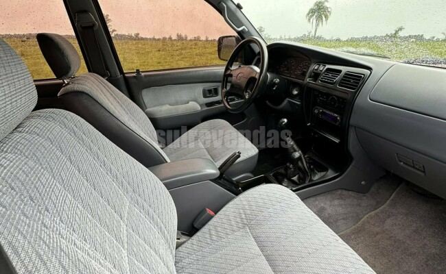 Toyota Hilux sw4