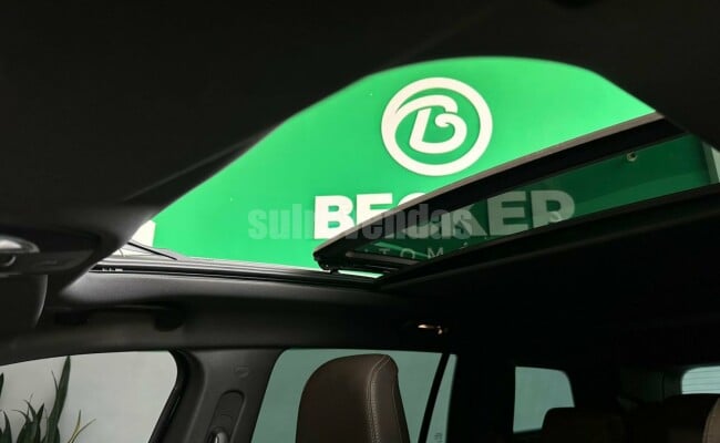 Jeep Commander