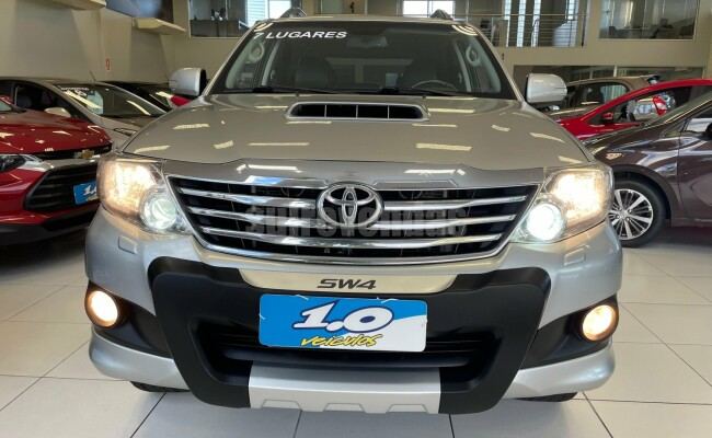 Toyota Hilux sw4