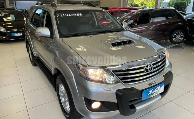 Toyota Hilux sw4