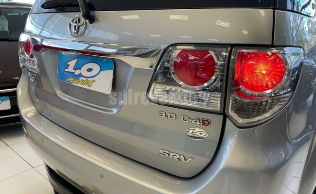 Toyota Hilux sw4