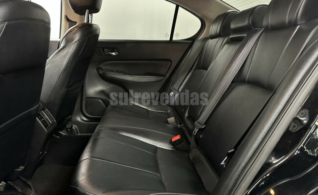 Honda CITY Sedan Touring 1.5 Flex 16V 4p Aut.