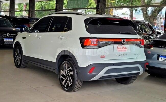 Volkswagen T-CROSS 1.4 250 TSI TOTAL FLEX HIGHLINE AUTOMÁTICO