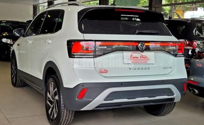 Volkswagen T-CROSS 1.4 250 TSI TOTAL FLEX HIGHLINE AUTOMÁTICO