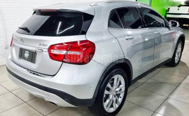 Mercedes-Benz GLA 200 ADVANCE 1.6/1.6 TB 16V FLEX AUT.