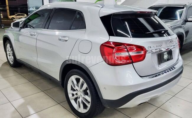 Mercedes-Benz GLA 200 ADVANCE 1.6/1.6 TB 16V FLEX AUT.