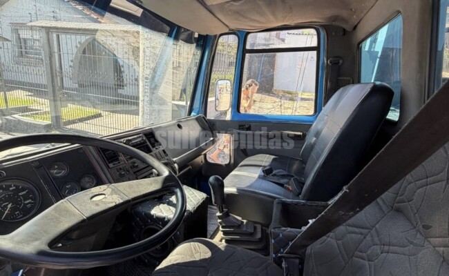 Ford CARGO