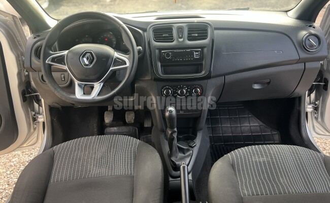 Renault SANDERO