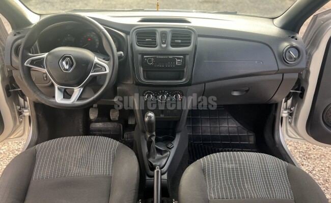 Renault SANDERO