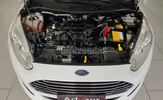 Ford FIESTA 1.6 TITANIUM SEDAN 16V FLEX 4P POWERSHIFT