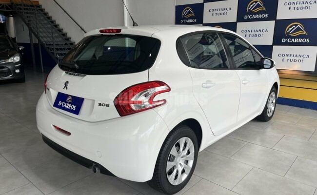 Peugeot 208