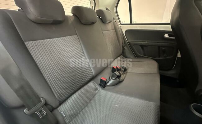 Volkswagen up! move 1.0 total flex 12v 5p