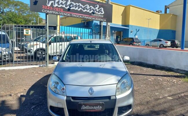 Renault SANDERO