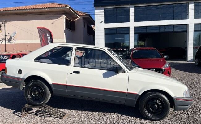 Ford ESCORT