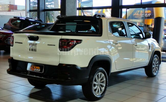 Fiat Strada Freedom 1.3 Flex 8V CD