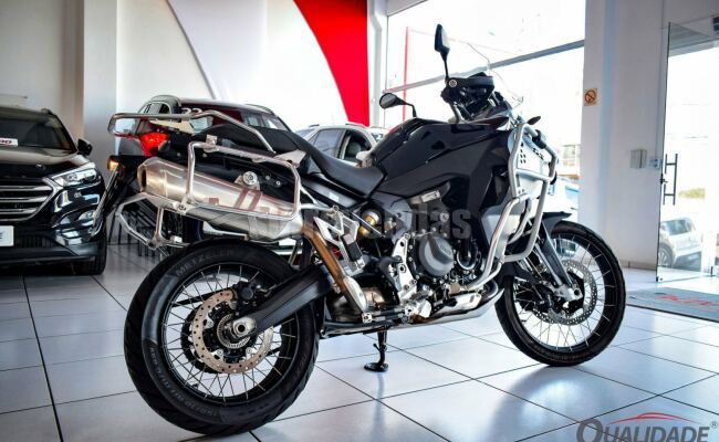 BMW F 900 gs