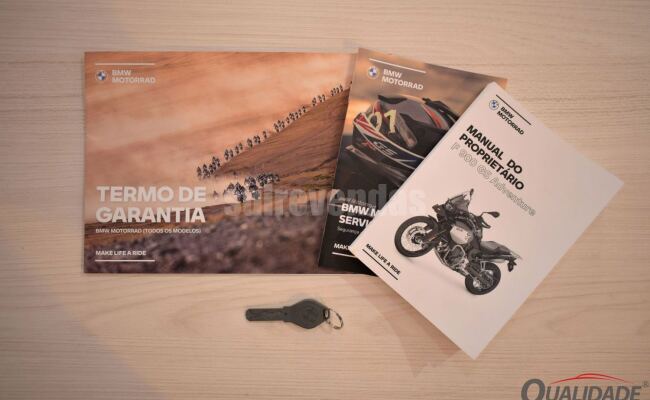 BMW F 900 gs