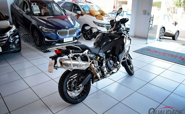 BMW F 900 gs