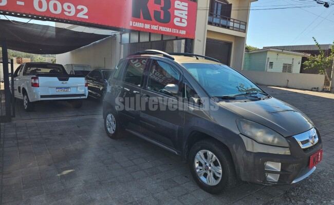 Fiat IDEA ADV./ ADV.LOCK.DUALOGIC 1.8 FLEX 5P