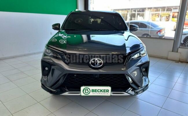 Toyota Hilux sw4