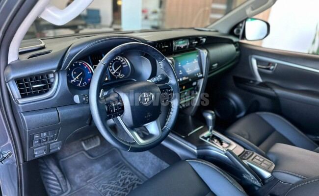 Toyota Hilux sw4