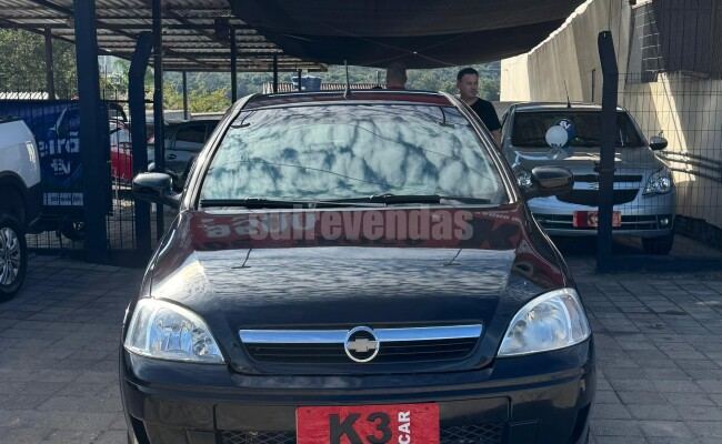 Chevrolet CORSA SEDAN PREMIUM