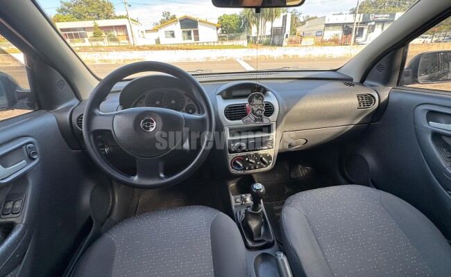 Chevrolet CORSA SEDAN PREMIUM