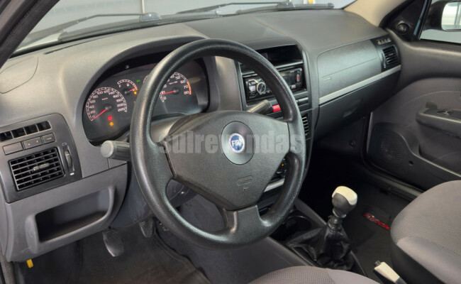 Fiat Palio ELX 1.4 Fire/30 Anos F. Flex 8V 4p