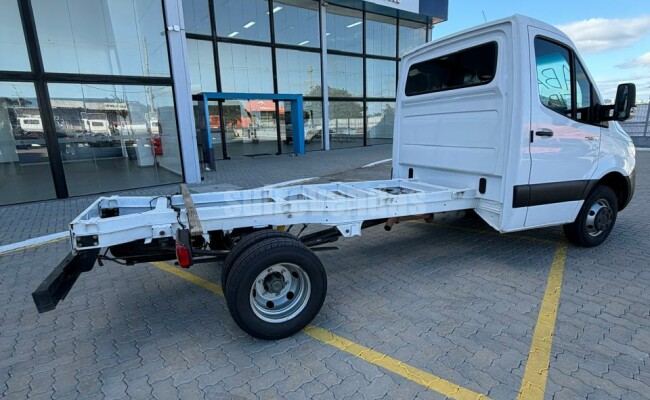 Mercedes-Benz SPRINTER 516