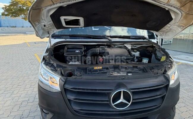 Mercedes-Benz SPRINTER 516