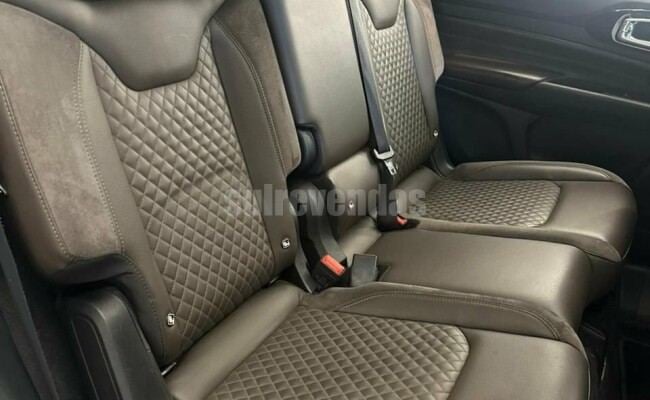 Jeep Commander