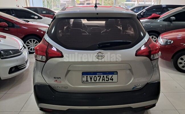 Nissan KICKS
