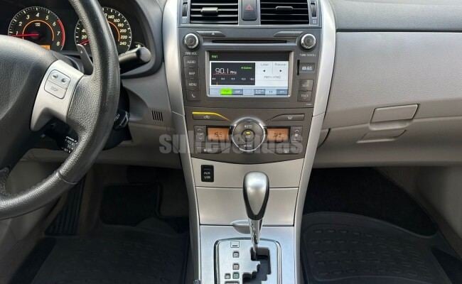 Toyota COROLLA