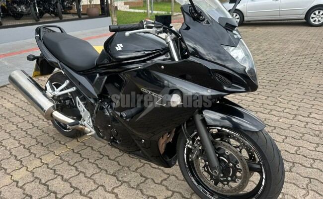Suzuki GSX  650F