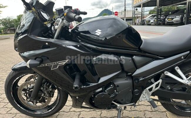 Suzuki GSX  650F