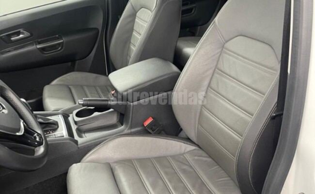 Volkswagen AMAROK 3.0 V6 TDI DIESEL HIGHLINE CD 4MOTION AUTOMÁTICO