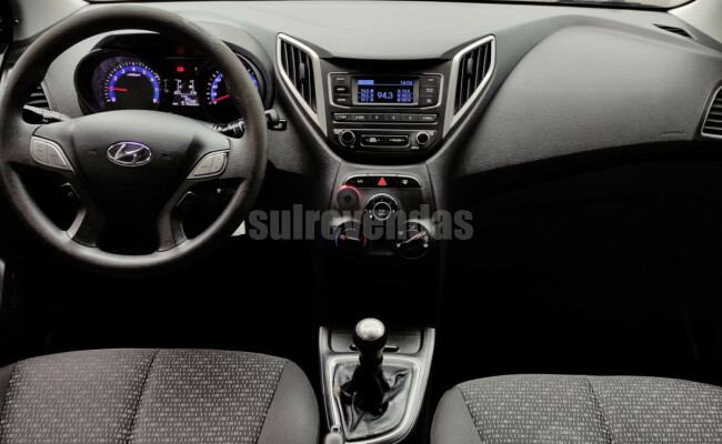 Hyundai HB20 Unique 1.0 Flex 12V Mec.