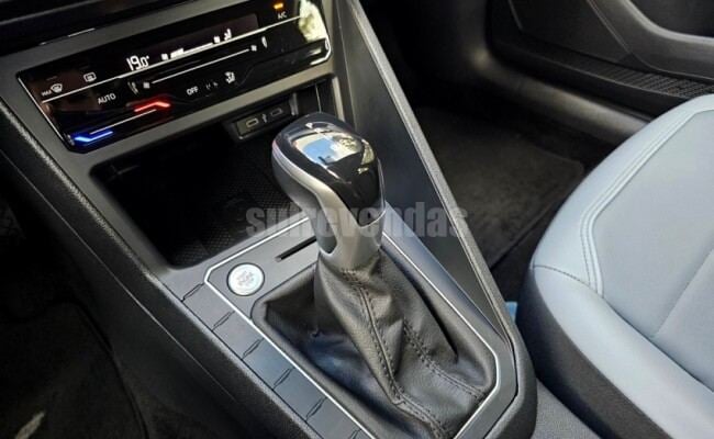 Volkswagen NIVUS 1.0 200 TSI TOTAL FLEX HIGHLINE AUTOMÁTICO