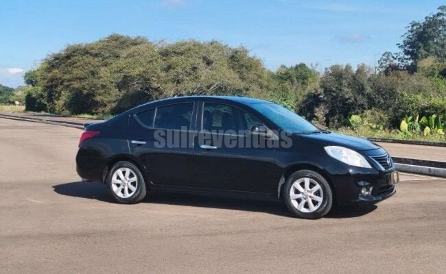 Nissan Versa