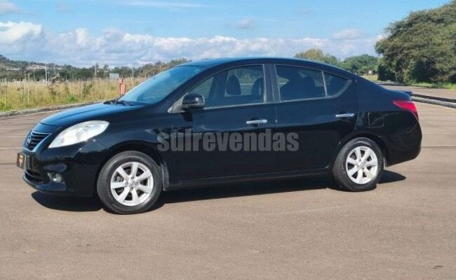 Nissan Versa
