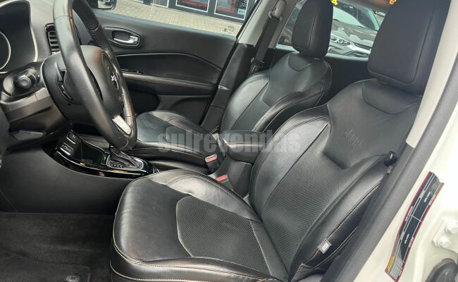 Jeep COMPASS  LIMITED