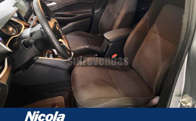 CHEVROLET ONIX PLUS