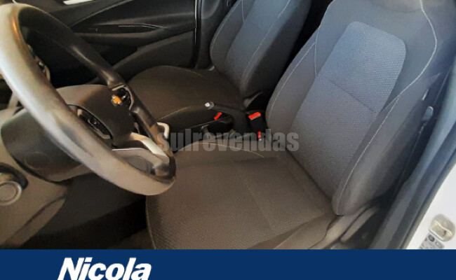 CHEVROLET ONIX PLUS